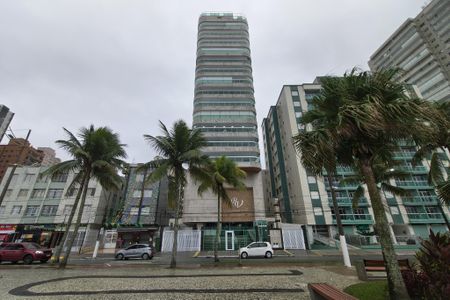 Apartamento para alugar com 77m², 2 quartos e 1 vaga Apartamento para alugar com 77m², 2 quartos e 1 vagaFachada