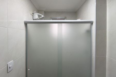 Apartamento para alugar com 77m², 2 quartos e 1 vaga Apartamento para alugar com 77m², 2 quartos e 1 vagaBanheiro da Suíte