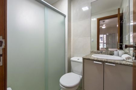Apartamento para alugar com 77m², 2 quartos e 1 vaga Apartamento para alugar com 77m², 2 quartos e 1 vagaBanheiro da Suíte