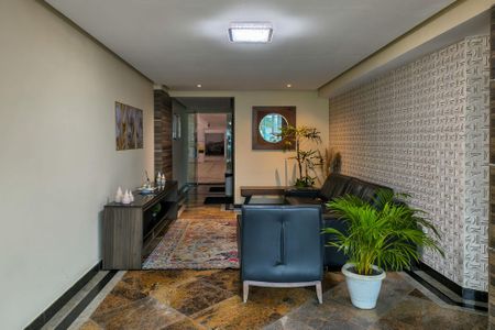 Apartamento para alugar com 77m², 2 quartos e 1 vaga Apartamento para alugar com 77m², 2 quartos e 1 vagaHall de entrada