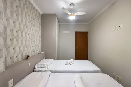 Apartamento para alugar com 77m², 2 quartos e 1 vaga
