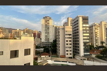 Apartamento à venda com 100m², 3 quartos e 1 vaga Apartamento à venda com 100m², 3 quartos e 1 vagaVista