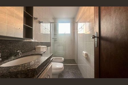 Apartamento à venda com 100m², 3 quartos e 1 vaga Apartamento à venda com 100m², 3 quartos e 1 vagaBanheiro