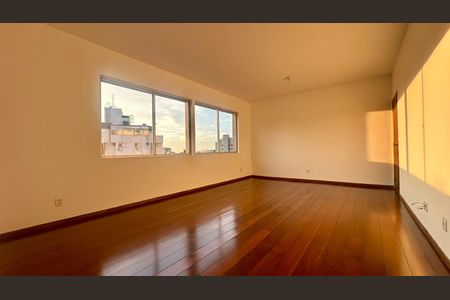 Sala  de apartamento à venda com 3 quartos, 100m² em Serra, Belo Horizonte