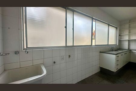 Apartamento à venda com 100m², 3 quartos e 1 vaga Apartamento à venda com 100m², 3 quartos e 1 vagaÁrea de serviço