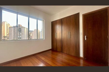 Apartamento à venda com 100m², 3 quartos e 1 vaga Apartamento à venda com 100m², 3 quartos e 1 vagaQuarto