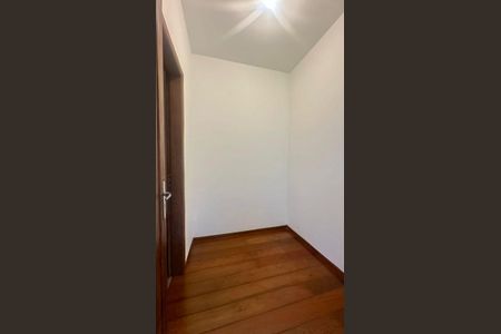 Apartamento à venda com 100m², 3 quartos e 1 vaga Apartamento à venda com 100m², 3 quartos e 1 vagaQuarto de serviço