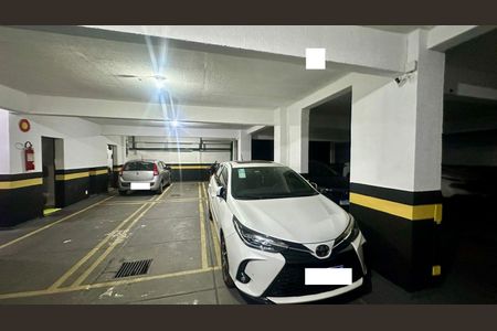 Apartamento à venda com 100m², 3 quartos e 1 vaga Apartamento à venda com 100m², 3 quartos e 1 vagaVaga de garagem