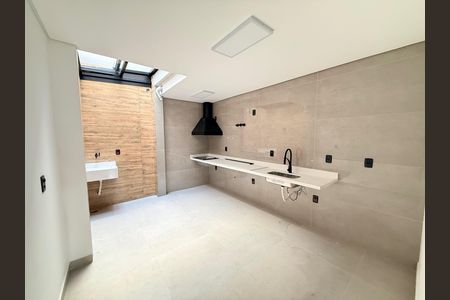 Casa à venda com 3 quartos, 130m² em Vila Dom Pedro II, São Paulo