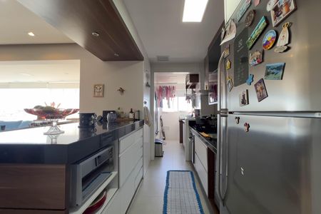 Apartamento para alugar com 100m², 2 quartos e 2 vagas Apartamento para alugar com 100m², 2 quartos e 2 vagasCozinha e área de serviço