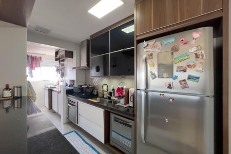Apartamento para alugar com 100m², 2 quartos e 2 vagas Apartamento para alugar com 100m², 2 quartos e 2 vagasCozinha e área de serviço