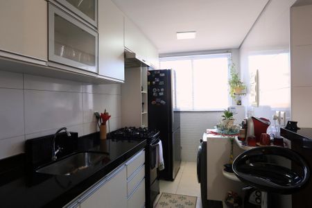 Apartamento à venda com 58m², 2 quartos e 2 vagas Apartamento à venda com 58m², 2 quartos e 2 vagasCozinha e Área de Serviço