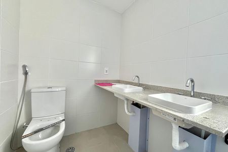 Apartamento à venda com 106m², 3 quartos e 2 vagas Apartamento à venda com 106m², 3 quartos e 2 vagasBanheiro da Suíte 1