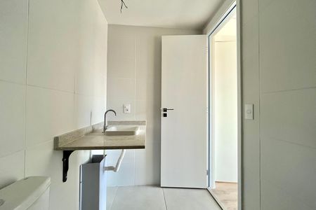 Apartamento à venda com 106m², 3 quartos e 2 vagas Apartamento à venda com 106m², 3 quartos e 2 vagasBanheiro da Suíte 2