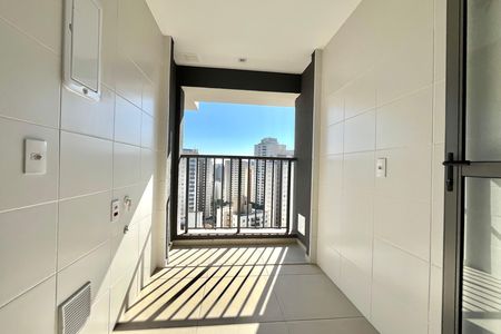 Apartamento à venda com 106m², 3 quartos e 2 vagas Apartamento à venda com 106m², 3 quartos e 2 vagasÁrea de Serviço
