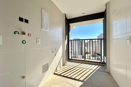 Apartamento à venda com 106m², 3 quartos e 2 vagas Apartamento à venda com 106m², 3 quartos e 2 vagasÁrea de Serviço
