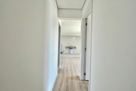 Apartamento à venda com 106m², 3 quartos e 2 vagas Apartamento à venda com 106m², 3 quartos e 2 vagasCorredor