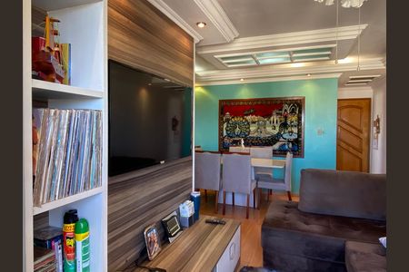 Sala de apartamento à venda com 3 quartos, 65m² em Continental, Osasco