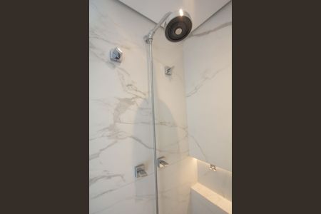 Banheiro da Suíte de apartamento à venda com 2 quartos, 76m² em Itaim Bibi, São Paulo