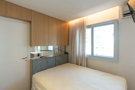 Suíte de apartamento à venda com 2 quartos, 76m² em Itaim Bibi, São Paulo