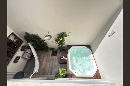 Casa à venda com 3 quartos, 120m² em Vila Madalena, São Paulo