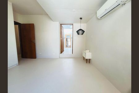 Casa à venda com 3 quartos, 120m² em Vila Madalena, São Paulo