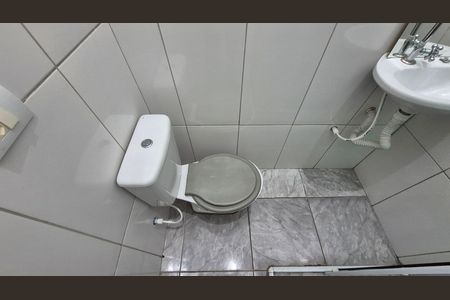 Casa para alugar com 110m², 2 quartos e sem vagaBanheiro da suíte 