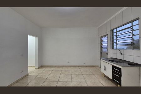 Casa para alugar com 110m², 2 quartos e sem vagaCozinha 