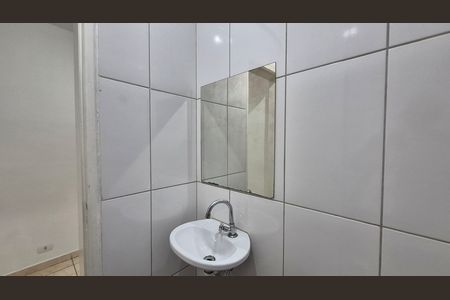 Casa para alugar com 110m², 2 quartos e sem vagaBanheiro 