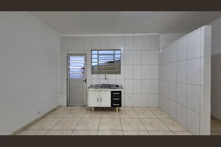 Casa para alugar com 110m², 2 quartos e sem vagaCozinha 