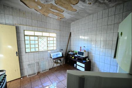 Casa à venda com 200m², 3 quartos e 3 vagas