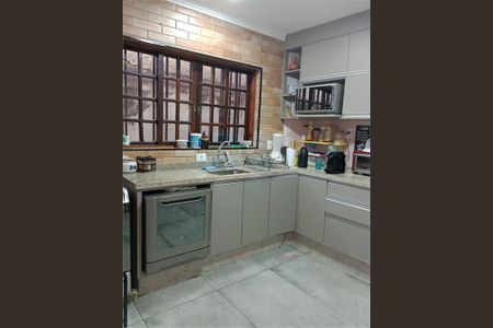 Casa à venda com 3 quartos, 110m² em Jardim Guairaca, São Paulo