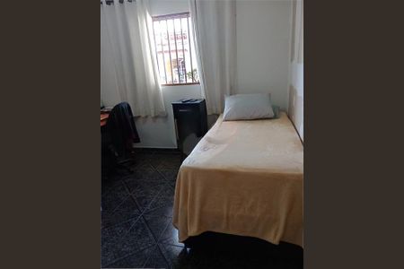 Casa à venda com 3 quartos, 110m² em Jardim Guairaca, São Paulo