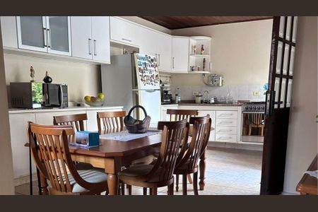 Casa à venda com 300m², 3 quartos e 1 vaga