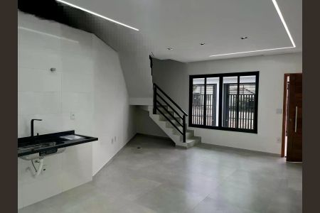 Casa à venda com 2 quartos, 89m² em Parque Oratório, Santo André