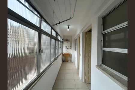 Apartamento para alugar com 105m², 2 quartos e 1 vagaÁrea de Serviço