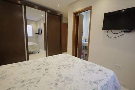 Quarto Suíte 2 de casa à venda com 3 quartos, 354m² em Vila Curuçá, Santo André