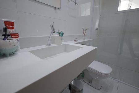 Casa à venda com 354m², 3 quartos e 2 vagas Casa à venda com 354m², 3 quartos e 2 vagasBanheiro Cobertura