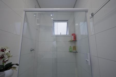 Casa à venda com 354m², 3 quartos e 2 vagas Casa à venda com 354m², 3 quartos e 2 vagasBanheiro Suíte 2