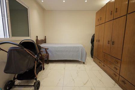 Casa à venda com 354m², 3 quartos e 2 vagas Casa à venda com 354m², 3 quartos e 2 vagasQuarto 2