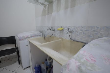 Casa à venda com 354m², 3 quartos e 2 vagas Casa à venda com 354m², 3 quartos e 2 vagasEdicula