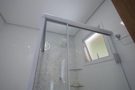 Casa à venda com 354m², 3 quartos e 2 vagas Casa à venda com 354m², 3 quartos e 2 vagasBanheiro Quarto Suíte 1
