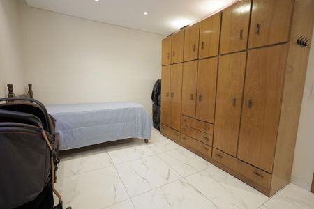 Casa à venda com 354m², 3 quartos e 2 vagas Casa à venda com 354m², 3 quartos e 2 vagasQuarto 2