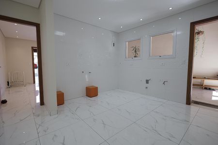 Casa à venda com 354m², 3 quartos e 2 vagas Casa à venda com 354m², 3 quartos e 2 vagasCozinha