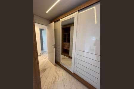 Apartamento à venda com 236m², 4 quartos e 3 vagas