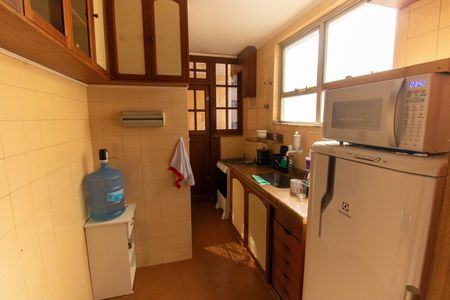 Apartamento à venda com 46m², 1 quarto e 1 vaga Apartamento à venda com 46m², 1 quarto e 1 vagaCozinha e Área de Serviço