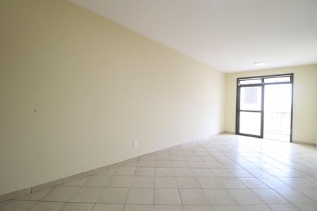Apartamento para alugar com 110m², 3 quartos e 1 vagaSala