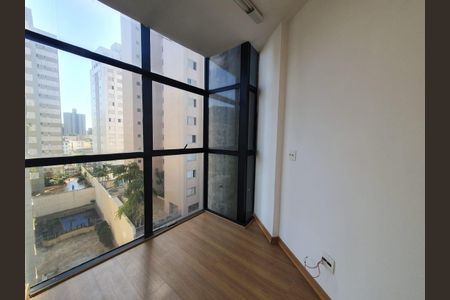 Apartamento para alugar com 3 quartos, 130m² em Coracao de Jesus, Belo Horizonte