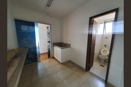 Apartamento para alugar com 3 quartos, 130m² em Coracao de Jesus, Belo Horizonte