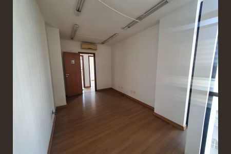 Apartamento para alugar com 3 quartos, 130m² em Coracao de Jesus, Belo Horizonte